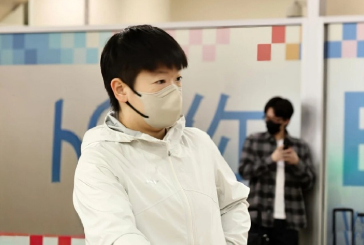 Tusv, LeMhp, 他地方比赛